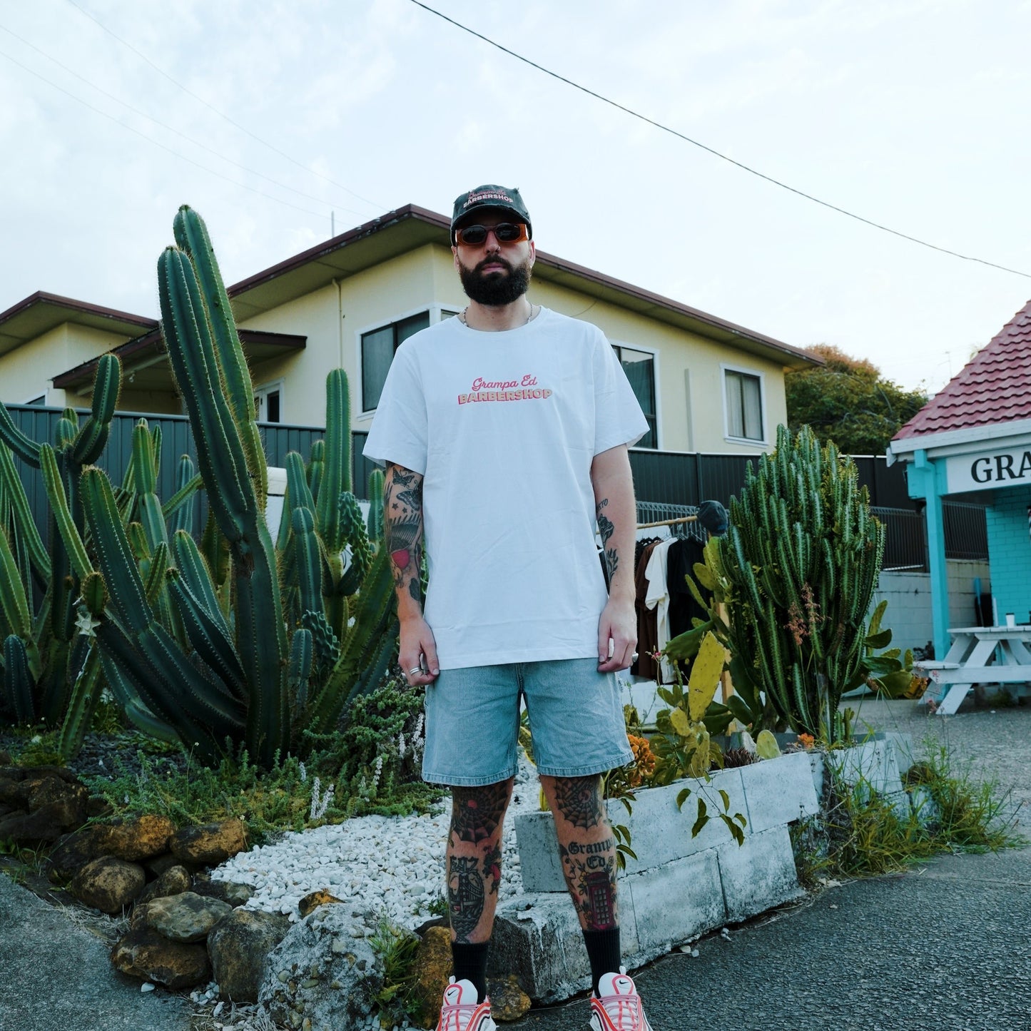 RETRO LOGO TEE WHITE